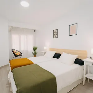 Top2stay Alhondiga Apartament Malaga